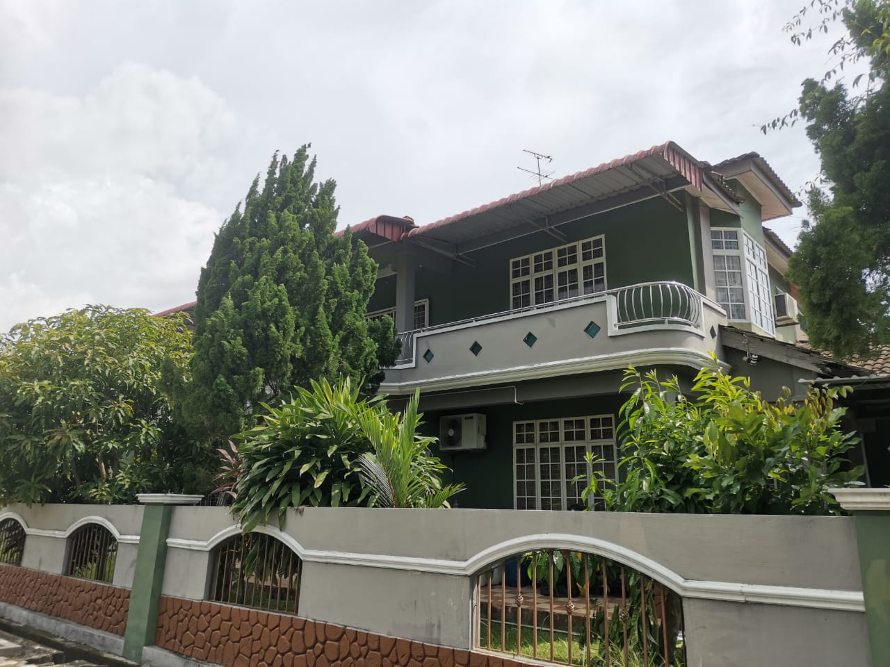 SEMI-D DOUBLE STOREY CORNER LOT @ TAMAN TASEK MUTIARA