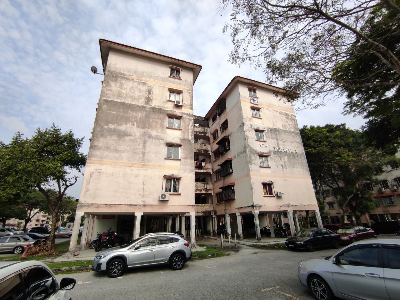UNTUK DIJUAL – LOW MEDIUM COST APARTMENT