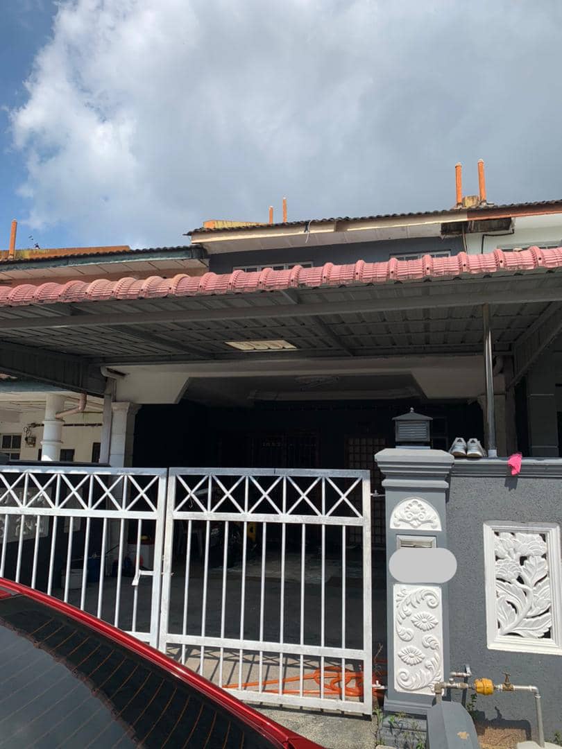 DOUBLE STOREY TERRACE - TAMAN BUKIT DAHLIA SELLING AT BELOW MV