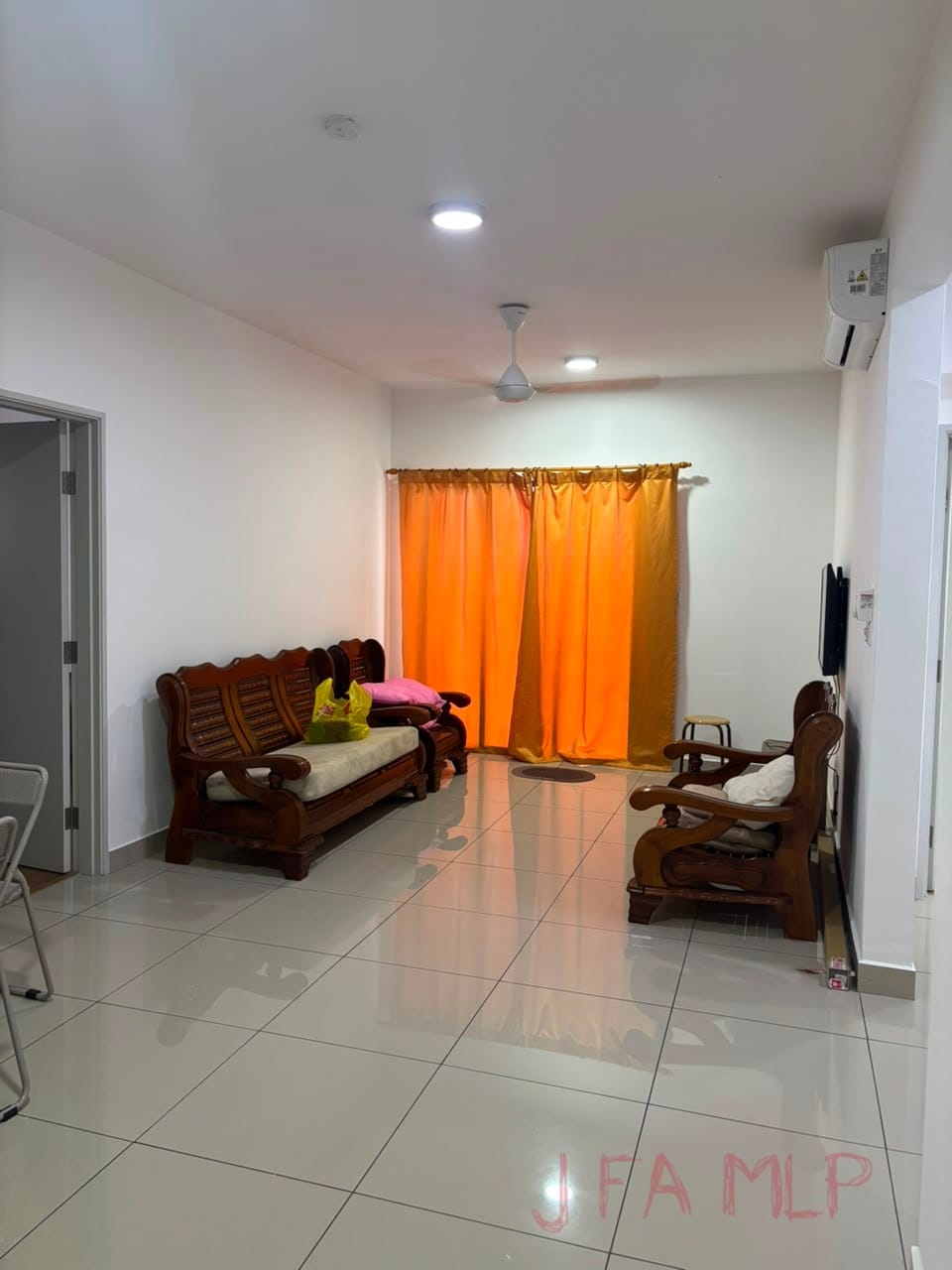 BEKERLY UPTOWN RESIDENCE