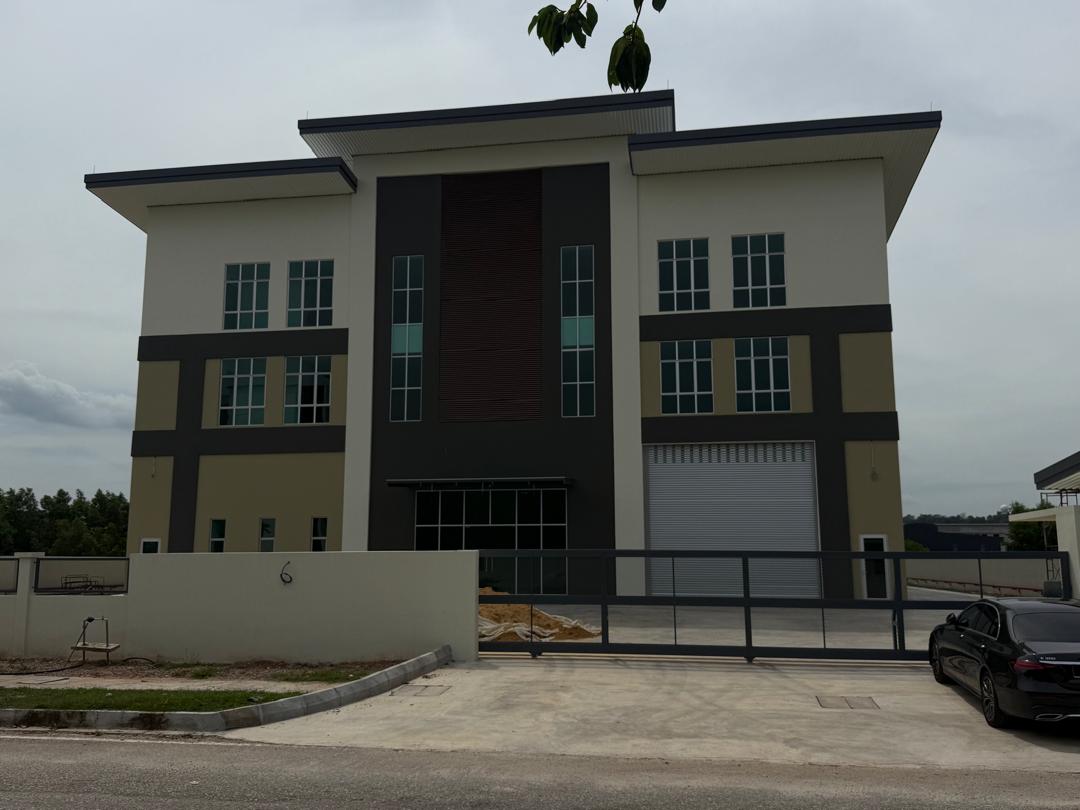 Detached Factory, Bandar Serenia, Sepang