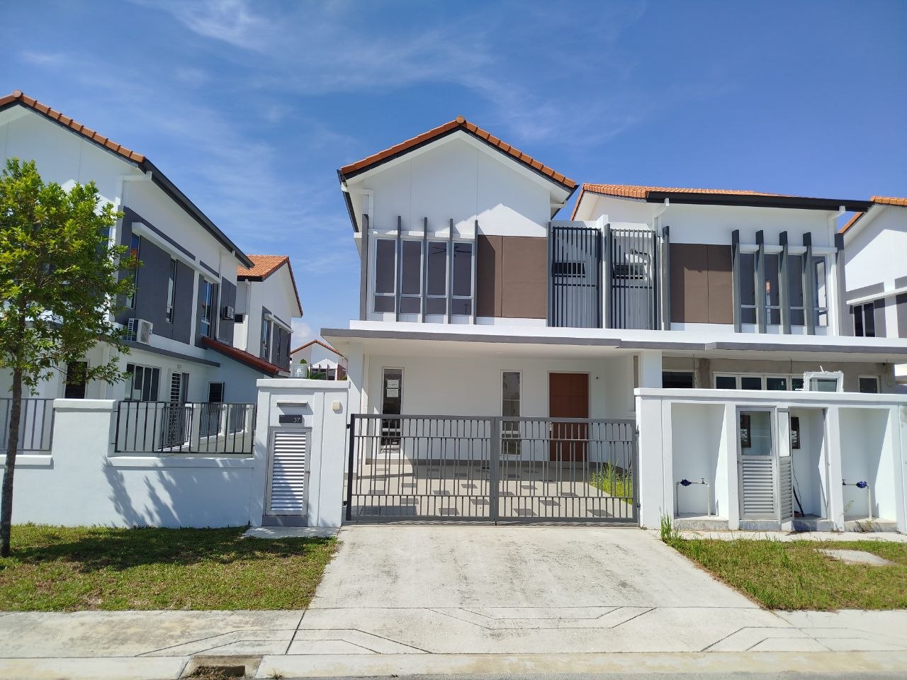CASA RESIDENCE – NEW HOUSE DOUBLE STOREY LINKED SEMI-D / CLUSTER